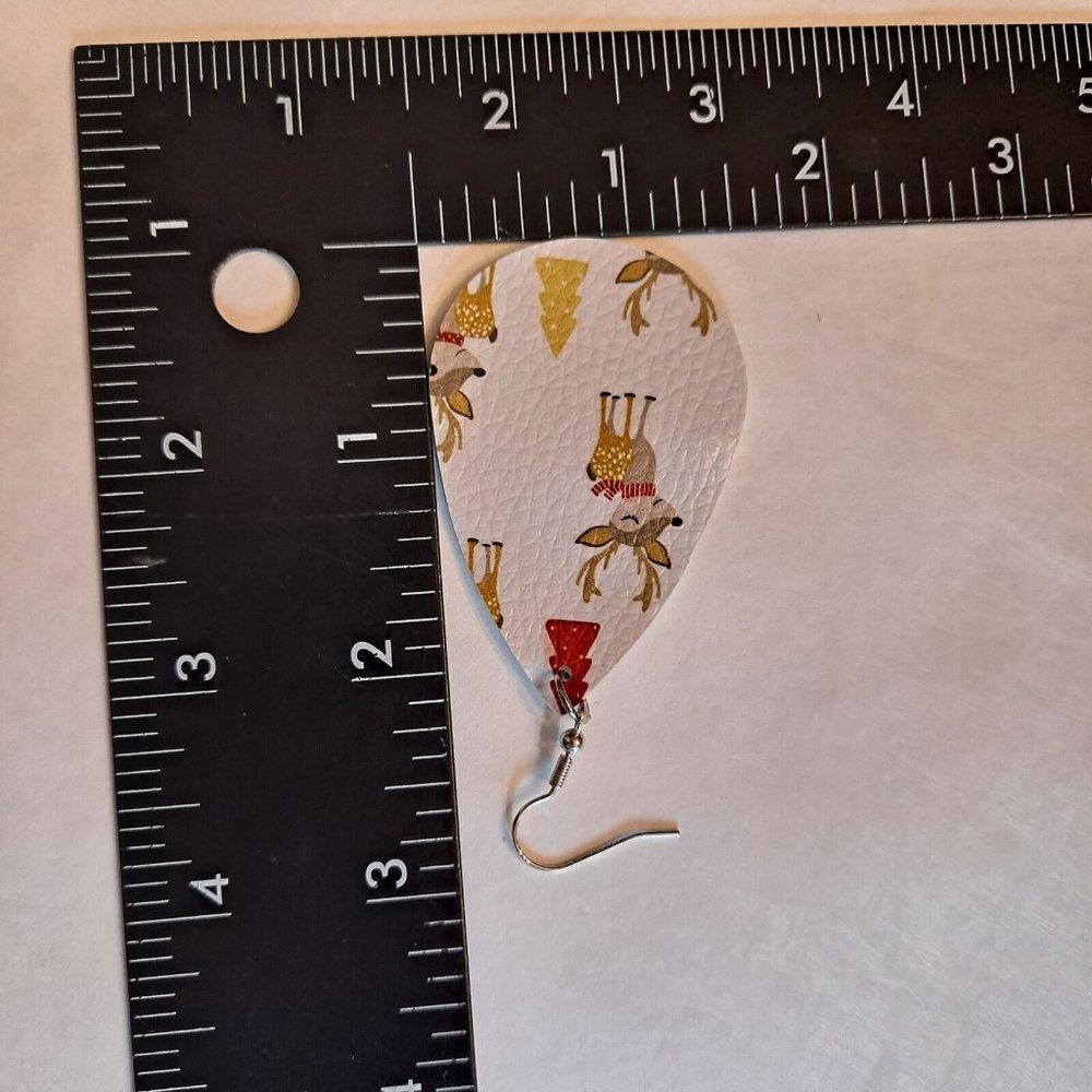 Reindeer Christmas Earrings Teardrop Hook Faux Leather White Tan Red OPTION 1 - Picture 4 of 4